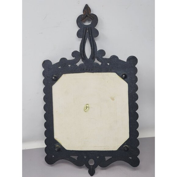 Vintage Cast Iron Trivet With Fruit Basket Print By Lodge Japan - Picture 2 of 7